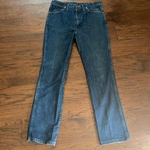 Men’s cowboy cut wranglers